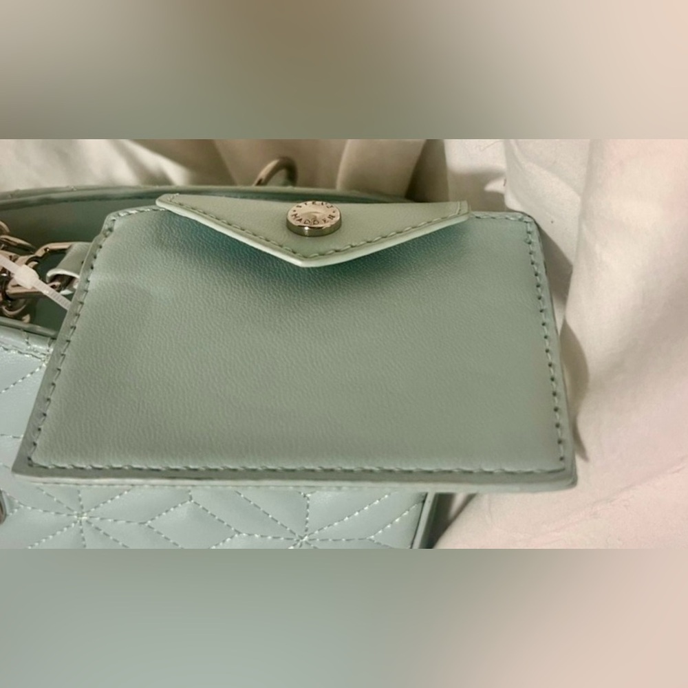 NWT Steve Madden Mint Green Quilted Hand Bag / Crossbody Removable Strap - Picture 4 of 10